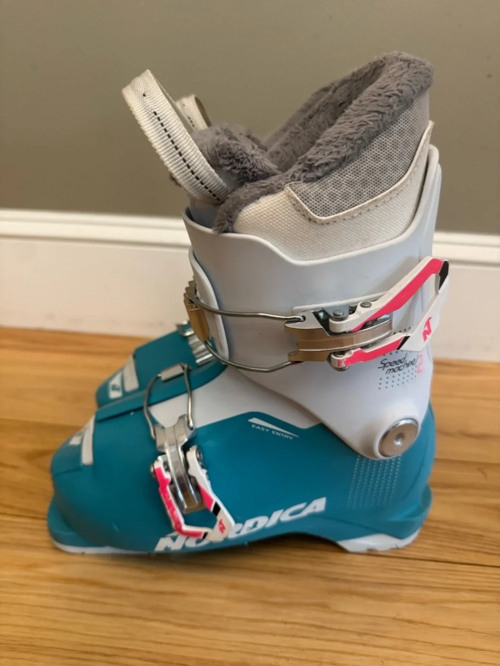 Nordica Kids Ski Boots 245mm US 1-2 Easy Entry Teal Beginner Youth READ